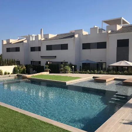 Penthouse Laguna Rosa Apartamento *