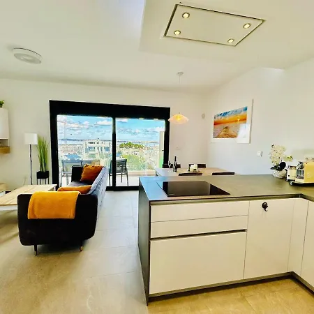 Penthouse Laguna Rosa * Torrevieja