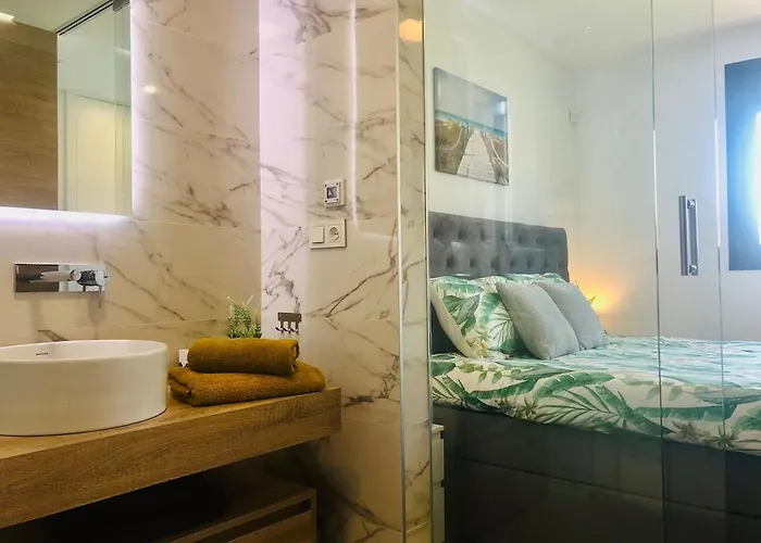 Penthouse Laguna Rosa Apartment