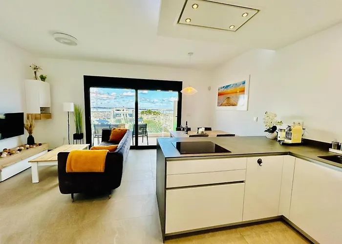 Penthouse Laguna Rosa * Torrevieja