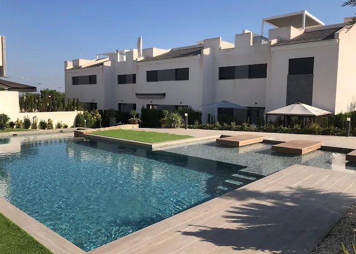 Penthouse Laguna Rosa *