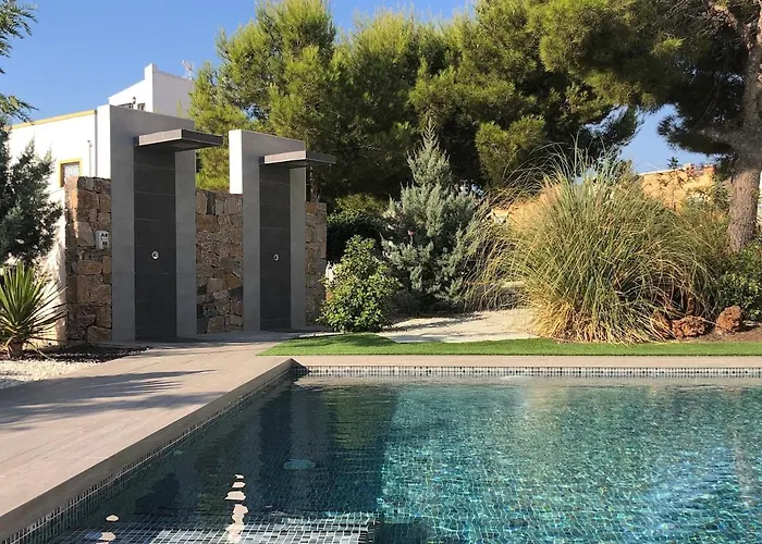 Penthouse Laguna Rosa *