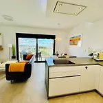 Penthouse Laguna Rosa * Torrevieja